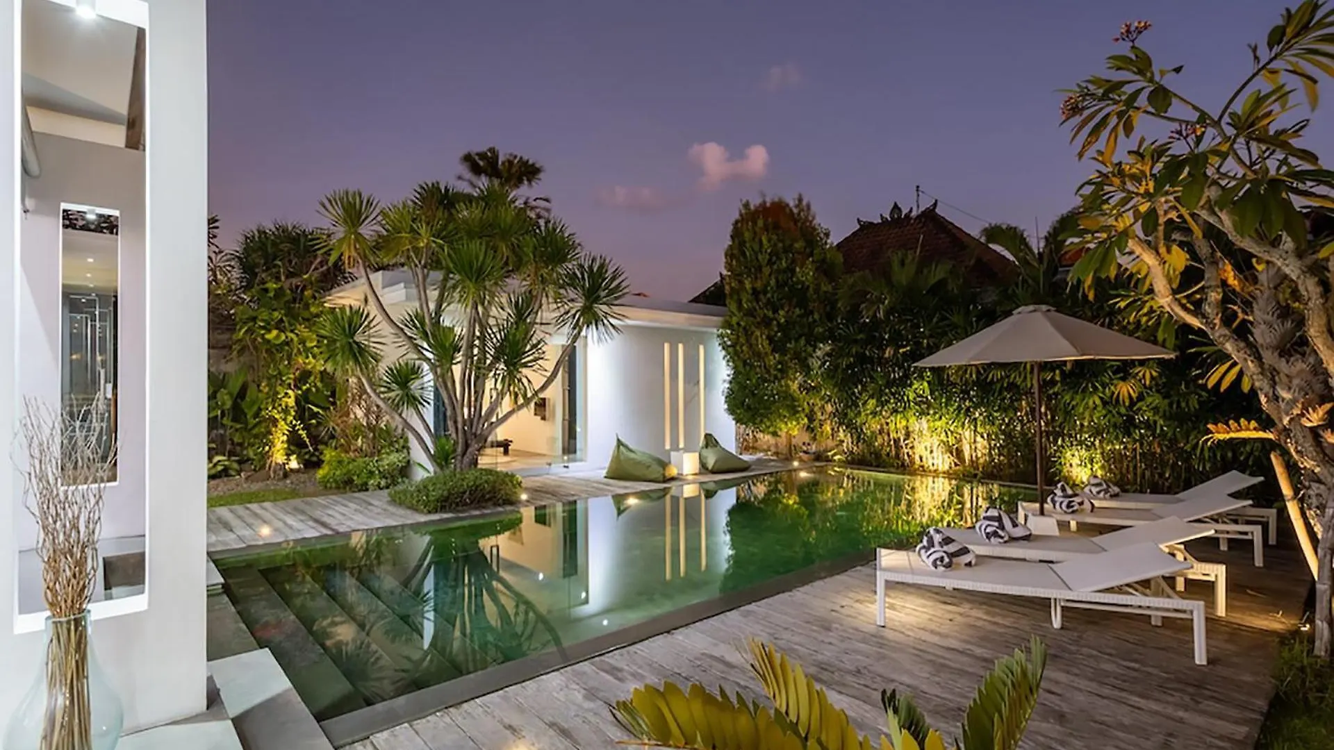 Villa Bahia By Optimum Bali Villas Seminyak  Indonesia
